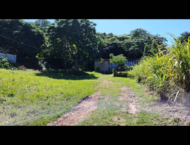 LAND FOR SALE IN UMHLATHUZANA